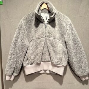 Varley Women's Duray Gray Sherpa Puffer Jacket